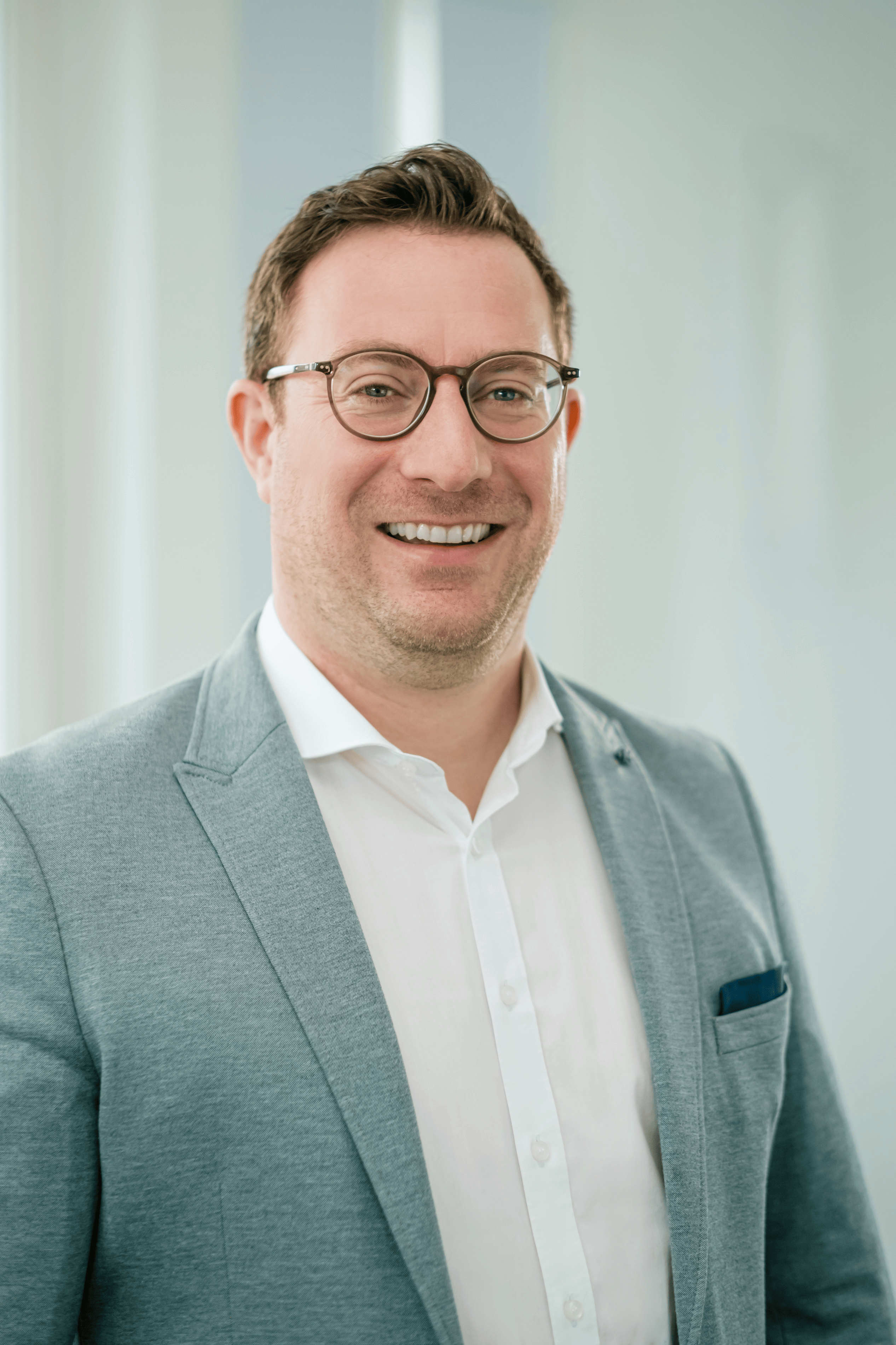 On-the-bright-side-Martin-Baart-CEO-at-ecoligo-on-solar-energy-projects-and-impact-investing