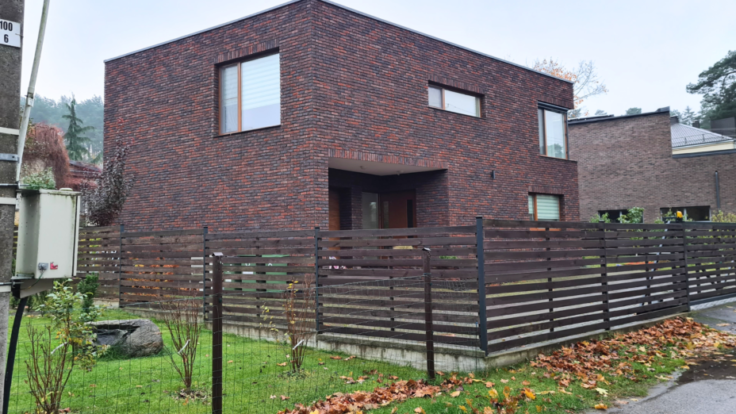 House Elniu st., Kaunas