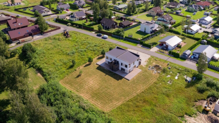 Kalda tee 11, Pärnu