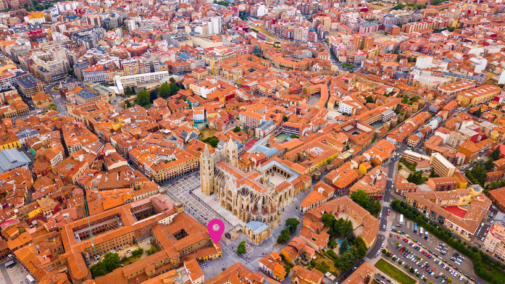 Apartments Puerta del Obispo, Leon III