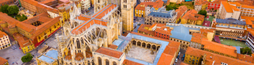 Apartments Puerta del Obispo, Leon III