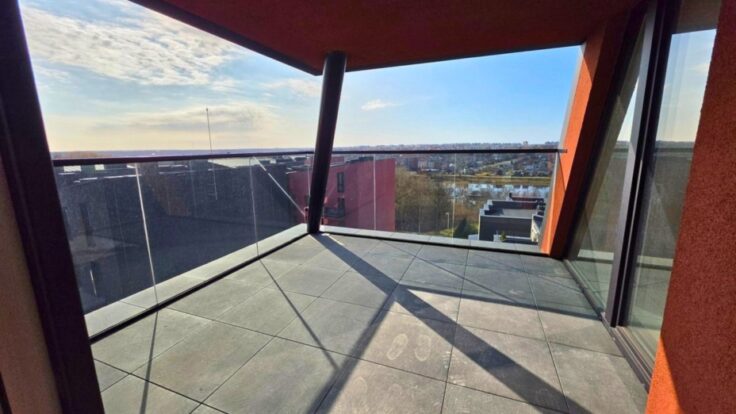 Twinhouse XX